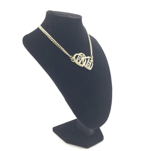 Chanel Goldfarbene Herz-Choker-Halskette mit Logo