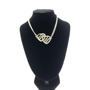 Chanel Goldfarbene Herz-Choker-Halskette mit Logo