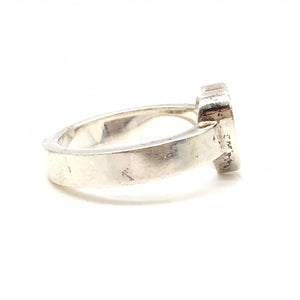 Gucci Sterling Silber Ring mit Herz-Logo, US-Größe 5,5