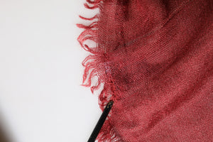 Dolce & Gabbana Roter Kaschmir-Seiden-Fransen-Wickelschal Foulard 200cm x 70cm