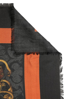 Dolce & Gabbana Mehrfarbiger Schal aus Kaschmir mit Wappen-Print, 272 cm x 132 cm