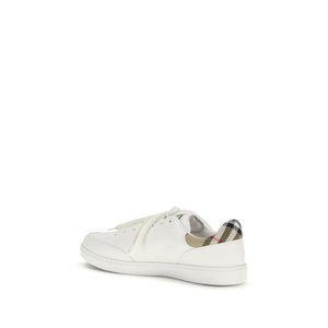 Burberry Weiße Low-Top-Sneaker aus Kalbsleder Bos Taurus