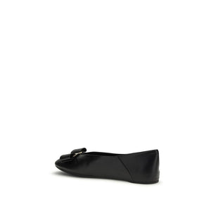Ferragamo Schwarze Ballerinas aus Kalbsleder Bos Taurus