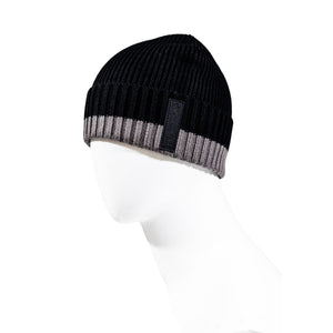 Armani Exchange Zweifarbige Marabou-Mütze (Baseballkappe)