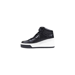 Guess Schwarze Plateau-Sneaker aus Polyethylen