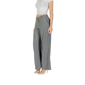 Only Graue Freizeithose aus recyceltem Polyester