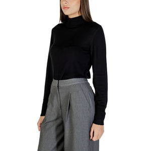 ICHI Schwarzer Rollkragenpullover aus Viskose