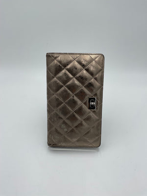 Chanel CHANEL Matelassé Platin Geldbörse