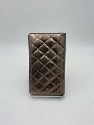 Chanel CHANEL Matelassé Platin Geldbörse