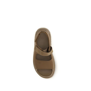 UGG Braune Sandalen aus recyceltem Polyester