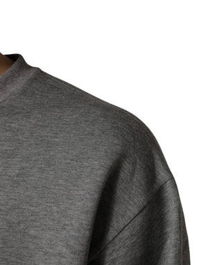 Dolce & Gabbana Graues Baumwoll-T-Shirt mit Rundhalsausschnitt und Logo-Applikation