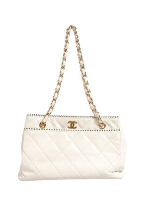 Chanel Mini 22 aus glänzendem Kalbsleder mit Steppung, Weiß 1792563