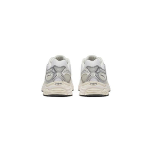 Saucony Silberne synthetische Sportsneakers