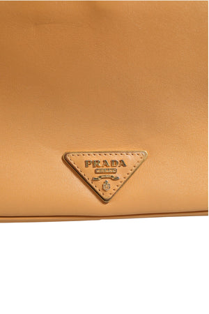 Prada Sidonie Schultertasche aus beigem genarbtem Leder