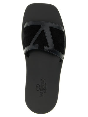 Valentino Garavani Schwarze Kalbsleder-Slipper