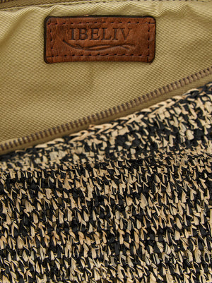 Ibeliv Zweifarbige Raffia-Clutch