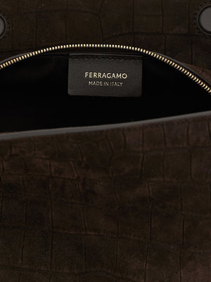 Ferragamo Braune Ziegenleder-Schultertasche