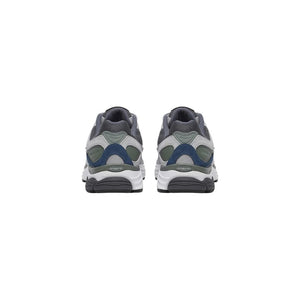 Saucony Graue synthetische Sportschuhe