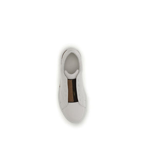 Fendi Weiße Low-Top-Sneaker aus Kalbsleder Bos Taurus