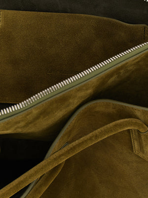 The Attico Schultertasche aus zweifarbigem Rindsleder