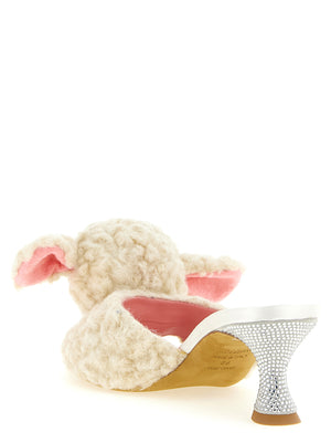 Moschino Weiße Mules aus reiner Schurwolle