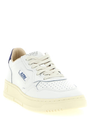 Autry Blaue Sneaker aus Rindsleder im Athletic-Look