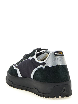 Autry Schwarze Sneaker aus Nylon im Athletic-Stil