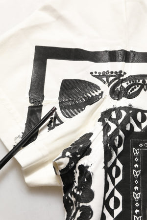 Dolce & Gabbana Weißes Baumwoll-T-Shirt mit Bandana-Print und Rundhalsausschnitt