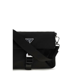 Prada Schwarze Schultertasche aus recyceltem Polyamid