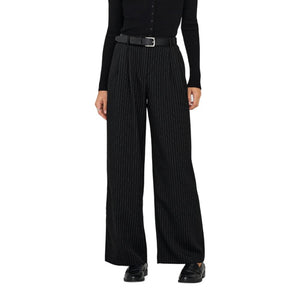 Only Schwarze Freizeithose aus recyceltem Polyester