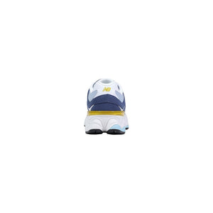 New Balance Blaue Sneaker aus Wildleder