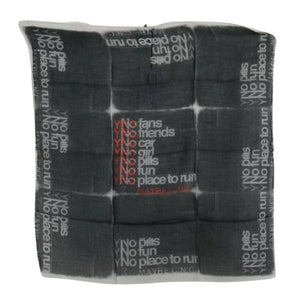 Costume National Dunkelgrauer Foulard-Schal aus Wolle mit Branding