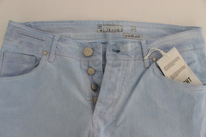 Acht Blaue Baumwoll-Stretch-Jeans mit niedriger Taille