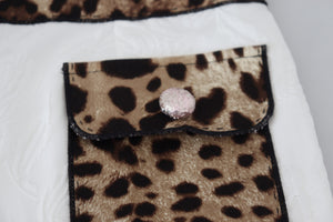 Dolce & Gabbana Weiße Hose mit Leopardenmuster und hoher Taille