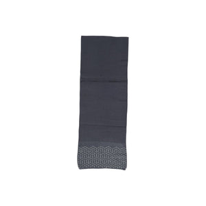 Pieces Grauer Schal aus Polyester