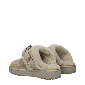 Burberry Grüne Leder-Hausschuhe