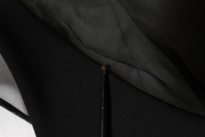 Emporio Armani Schwarzes Minikleid mit transparenten Ärmeln und Gürtel mit V-Ausschnitt