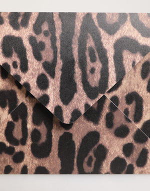 Dolce & Gabbana Multicolor Leopard Print Umschlag Papier Postkarte Halter