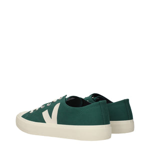 Veja Grüne Stoff-Sneaker mit niedrigem Schaft